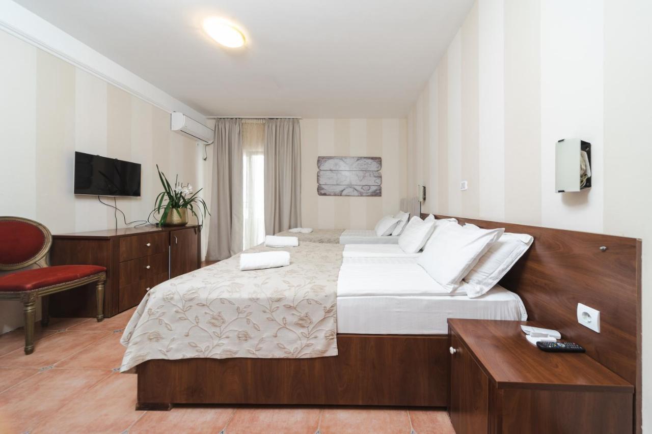 Mali Hotel Porat Budva Quarto foto