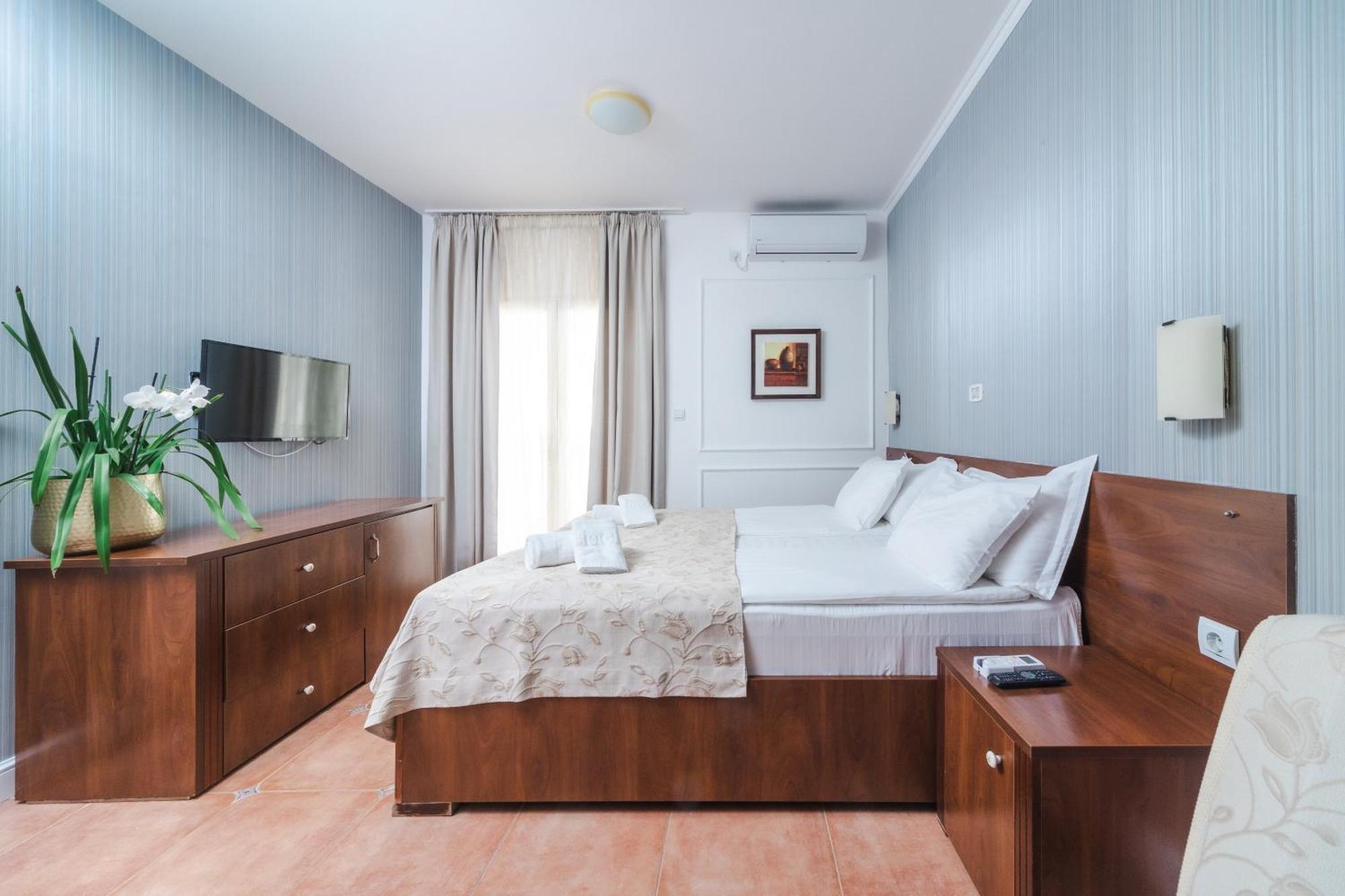 Mali Hotel Porat Budva Quarto foto